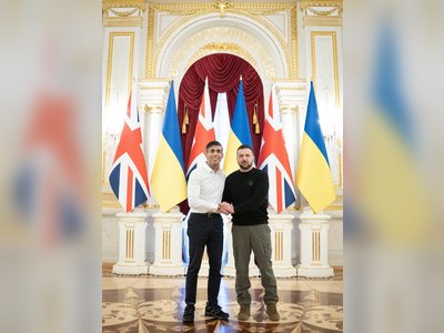 Rishi Sunak Announces UK's Largest Military Aid Package for Ukraine: £500m, 400 Vehicles, and 1,600 Weapons